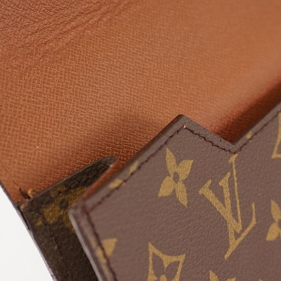 Authentic Clutch Porte Documan Senator M53335 Monogram Messenger Bag - Picture 2 of 8